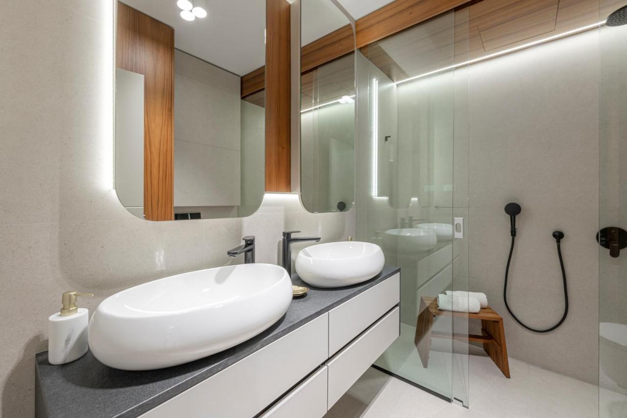Apartment Premium V