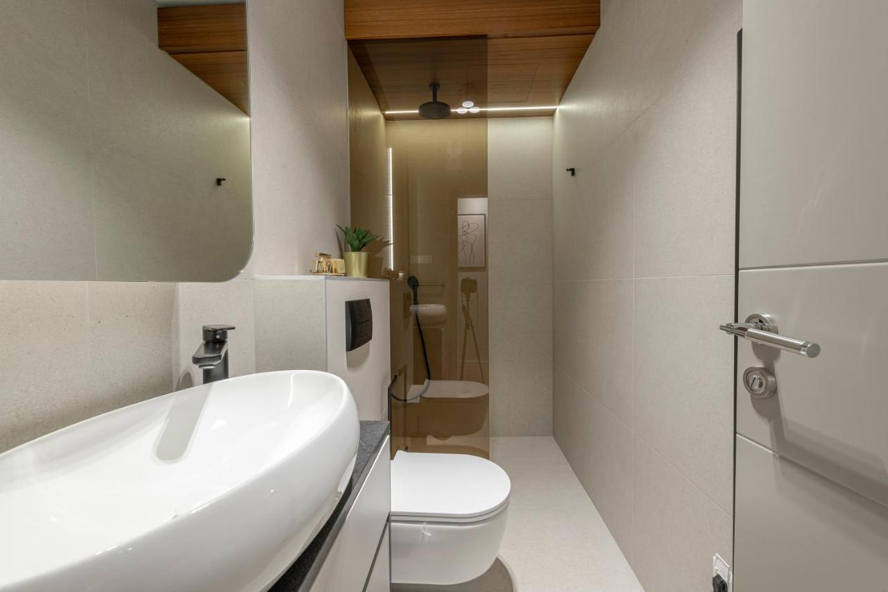 Premium V Apartment